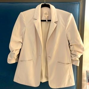 Cinq a Sept white leather jacket
